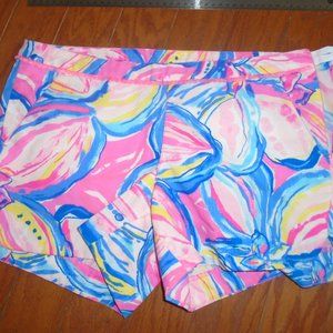 Lilly Pulitzer size 4 Adie shorts